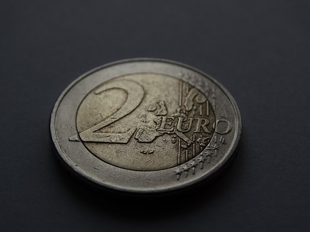 mince, 2 eura